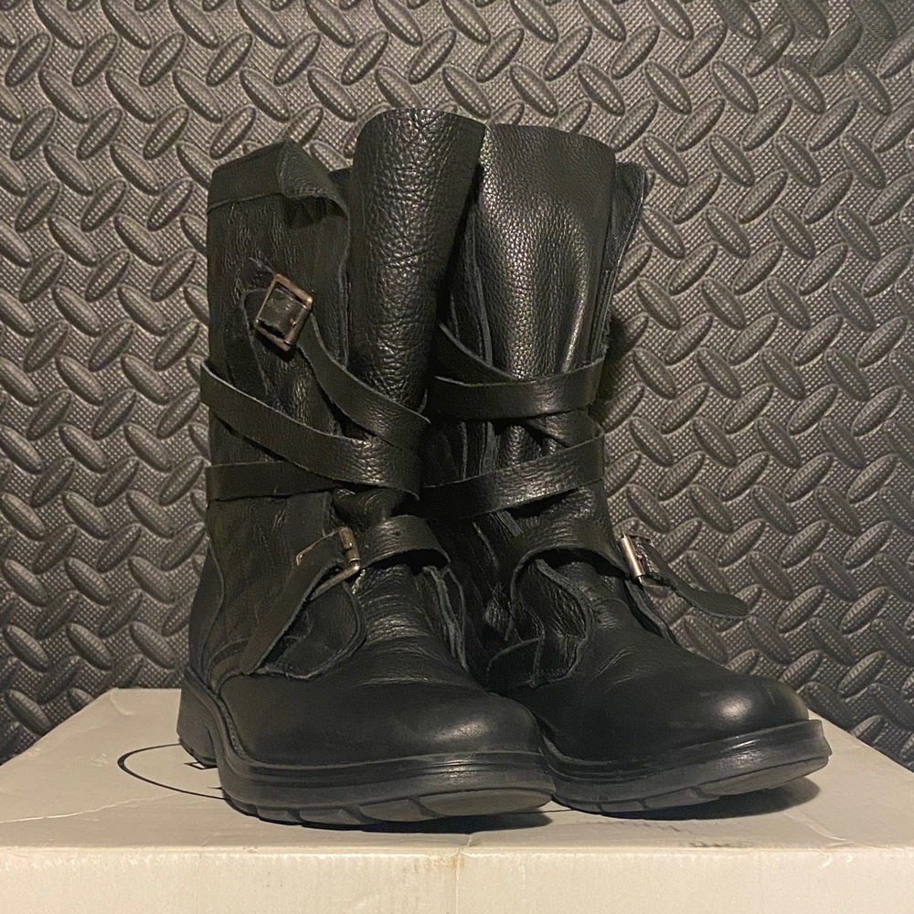 Steve Madden Bounti Black Leather Combat & Moto Boots - Size 6 (Pre-Owned, GC) - Picture 3 of 11